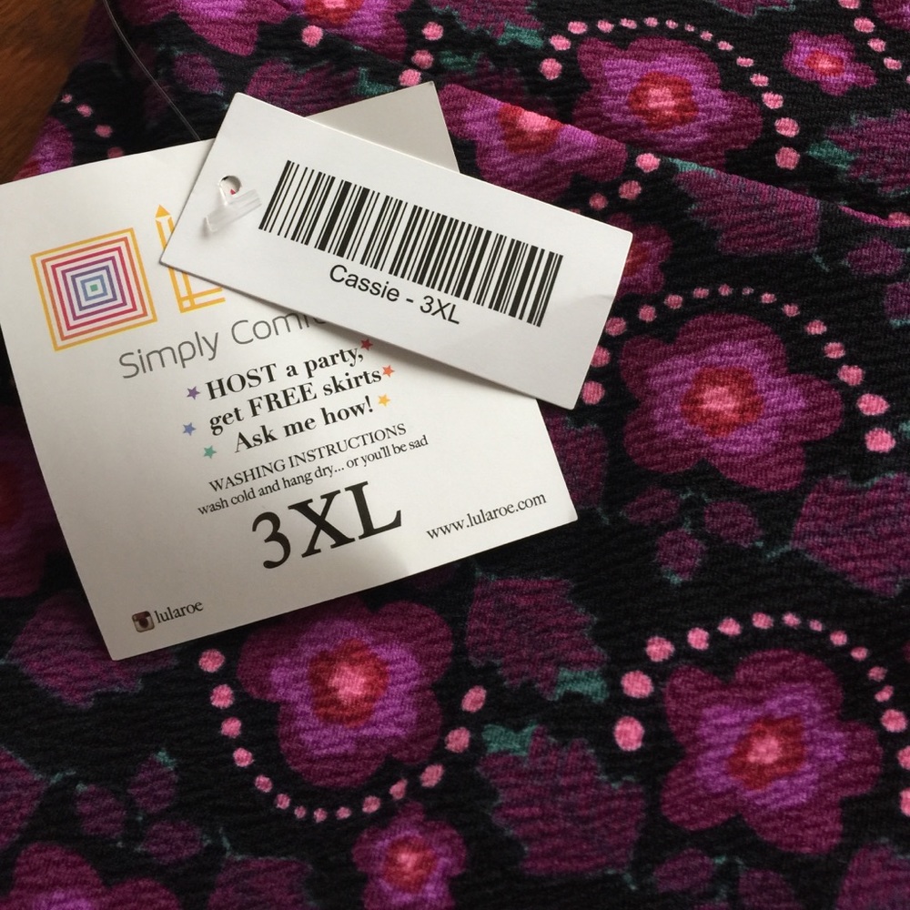 LuLaRoe Cassie